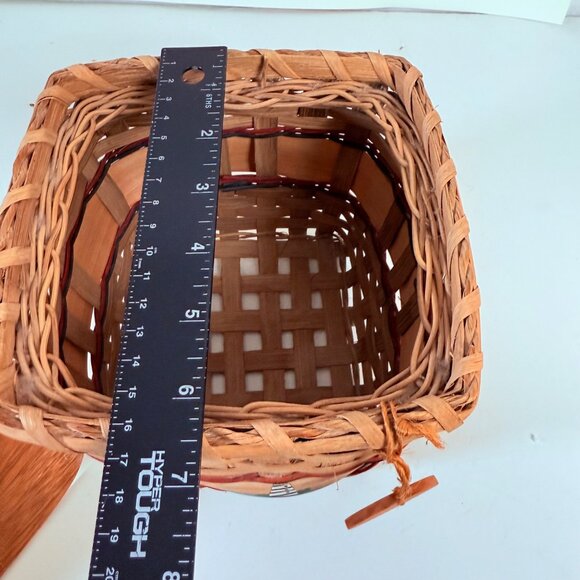 Karen Traub Coastal Wicker Basket Lighthouse Lid VTG Woven Nautical Storage - Picture 10 of 16